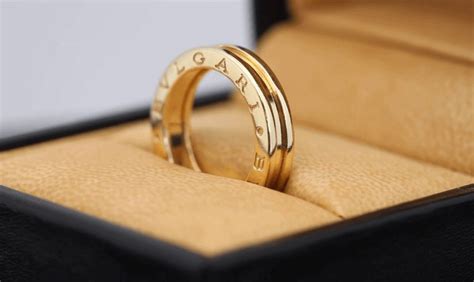 Cómo saber si un anillo bvlgari es original .